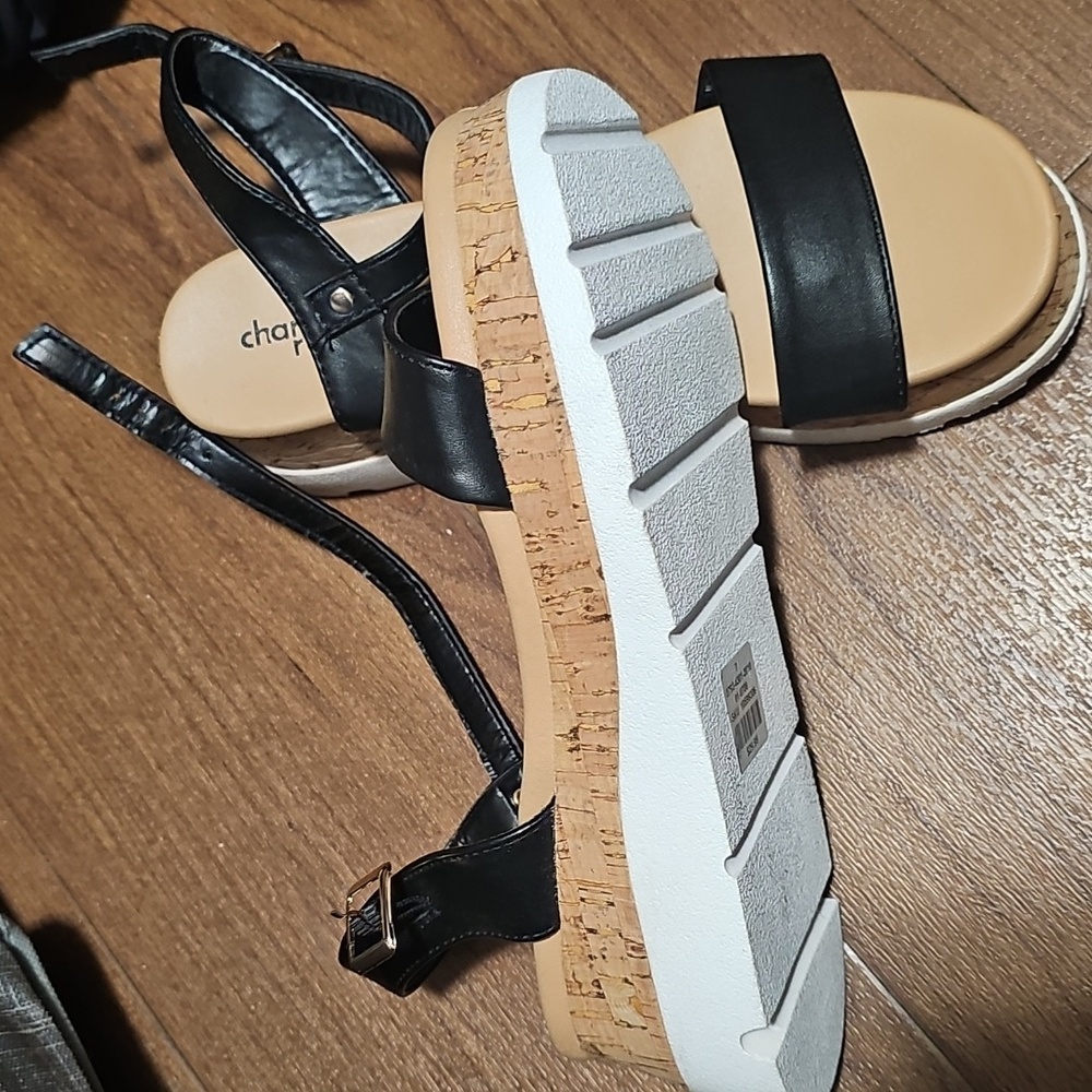 Sandals - Picture 2 of 2